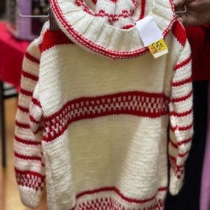 Handmade sweater with hat 👒